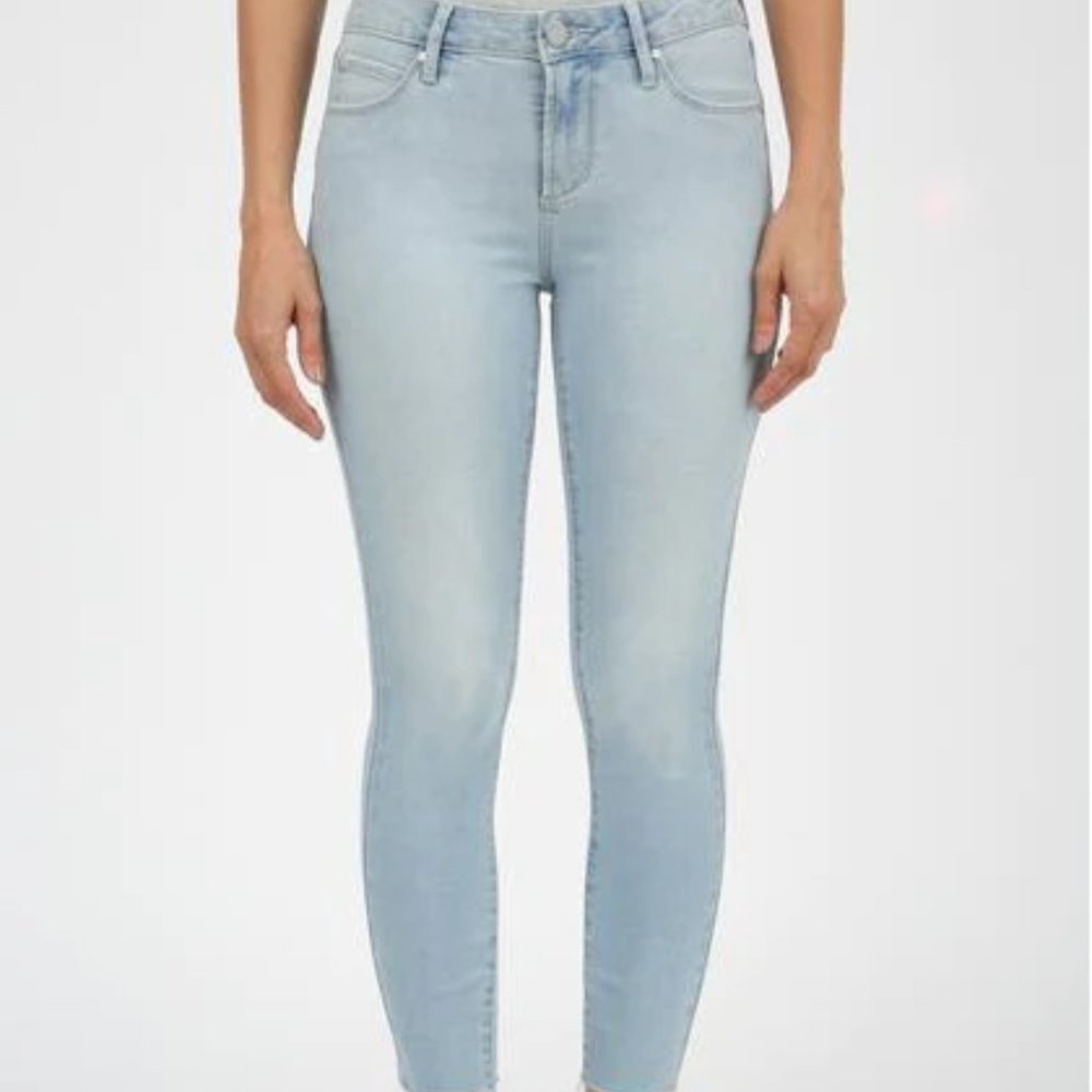 Women's Articles of Society Katie Cut off Hem Jeans
